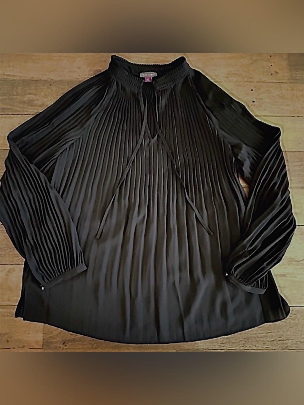 VINCE CAMUTO Mini Pleated black mock neck loose fit Top Office oversized - Picture 3 of 10
